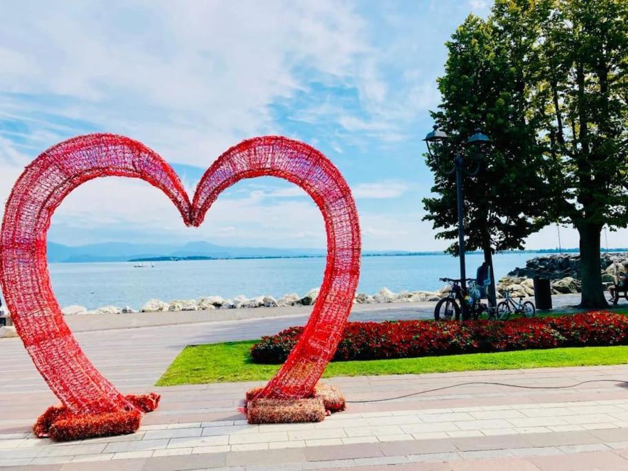 Sunshine On Garda Lake Desenzano del Garda Buitenkant foto